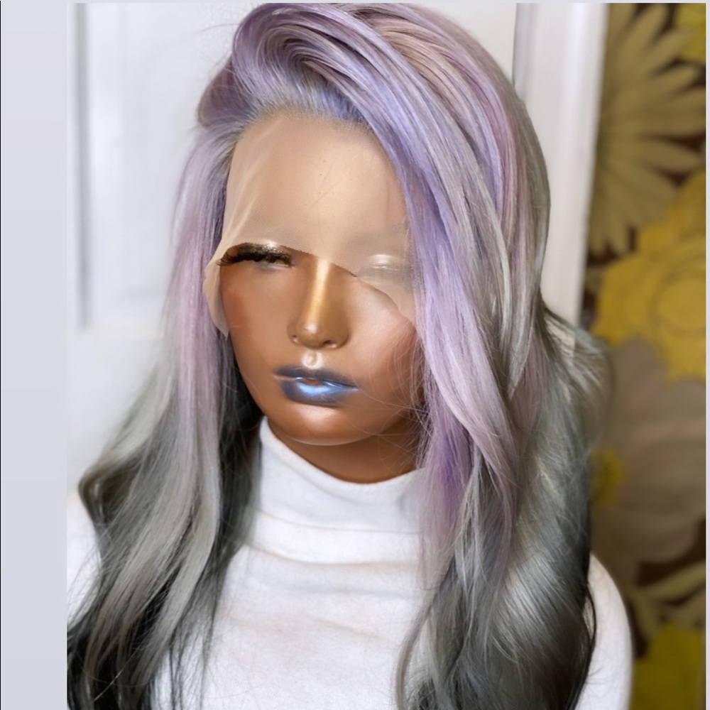 Wig - Picture 2 of 5